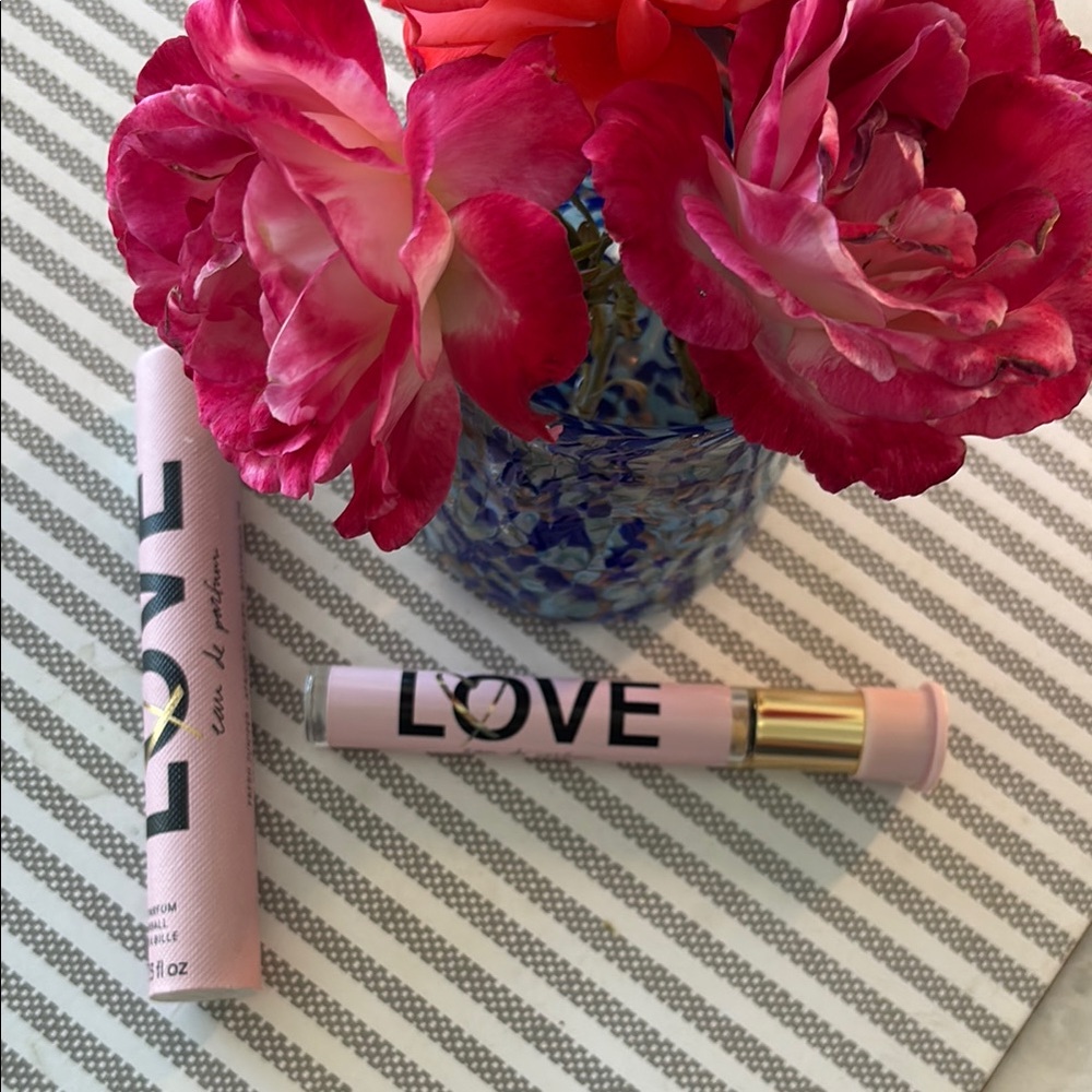 Victoria's Secret PINK eau de parfum roller ball - Picture 5 of 6